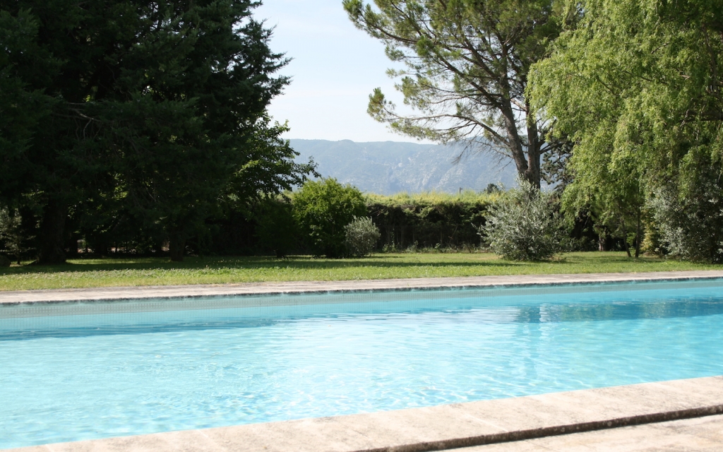 restored farm house avignon